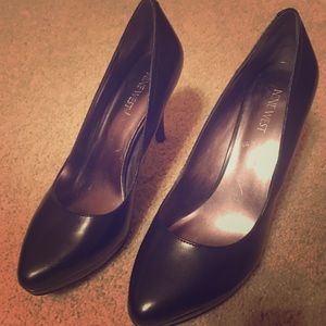 Nine West size 9.5 heels